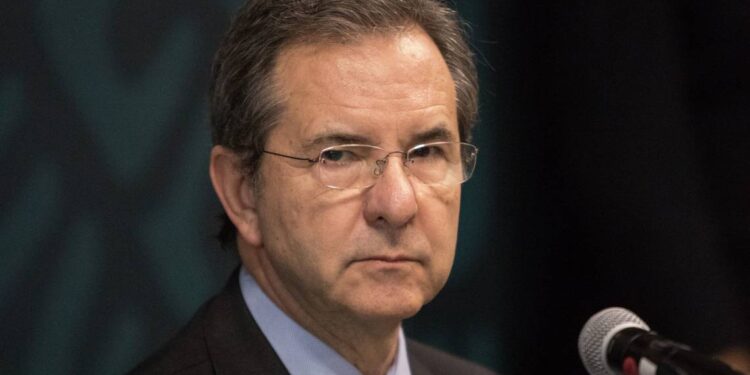 AMLO propone a Esteban Moctezuma como embajador de México en EU
