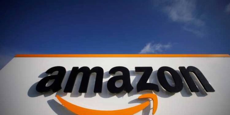 Amazon dará bonos para trabajadores de primera línea en EU