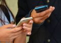 Aprueban crear registro de celulares con datos biométricos de usuarios