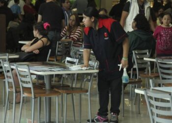 CCE reconoce iniciativa para prohibir outsourcing