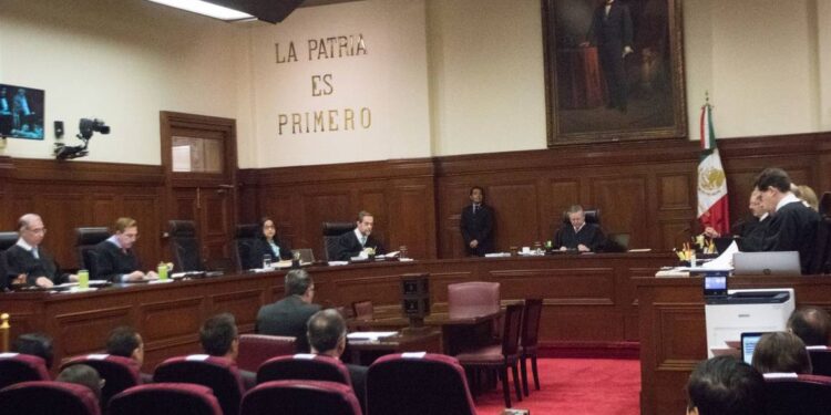 Corte rechaza suspender extinción de fideicomisos
