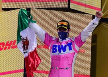 Cuando triunfa un mexicano, enaltece a nuestro país: AMLO felicita a Checo Pérez