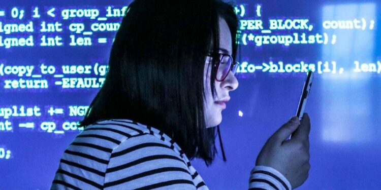 Detectan otro software espía en México, ahora ligado a Semar