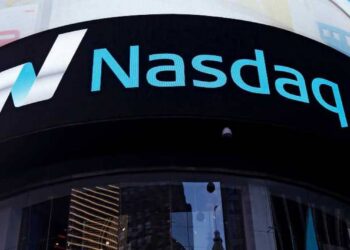 Empresas que cotizan en Nasdaq deben tener mujeres en sus directivas