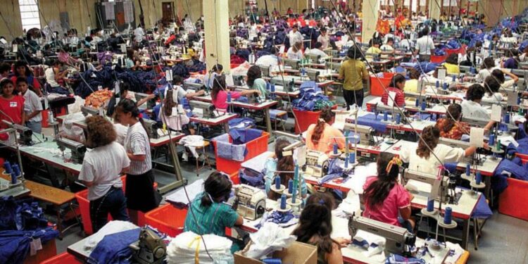 Esta semana habrá acuerdo sobre outsourcing: AMLO