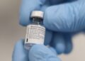Extienden hasta una semana llegada de vacuna de Pfizer a México