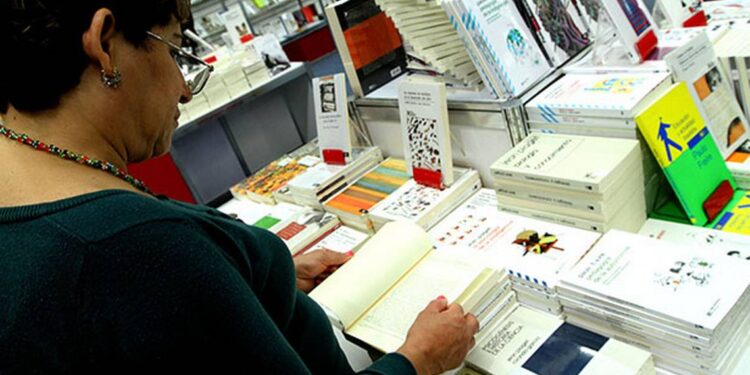 Industria editorial reporta caída del 30% por pandemia
