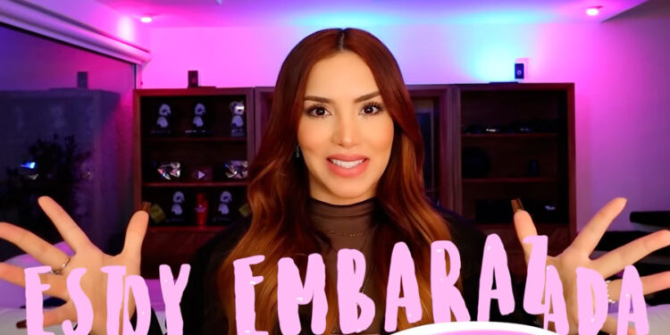 Kimberly Loaiza está embarazada