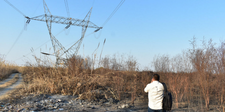 "Las torres de luz explotaron muy feo", testigos en Tamaulipas hablan tras apagón - Noticias, Deportes, Gossip, Columnas