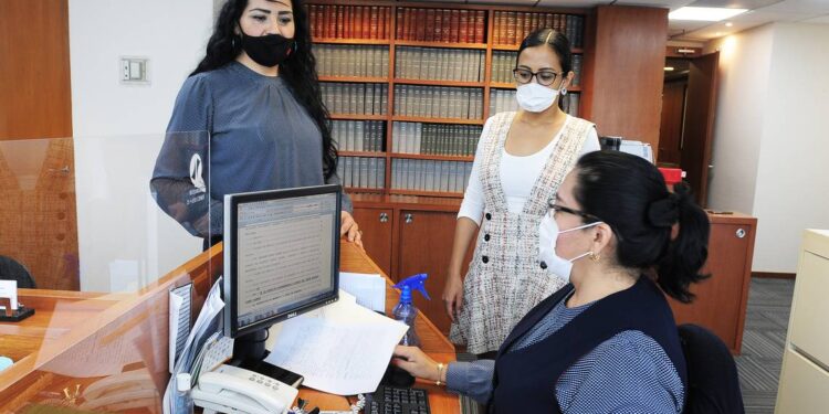 Mujeres, las más afectadas por desempleo