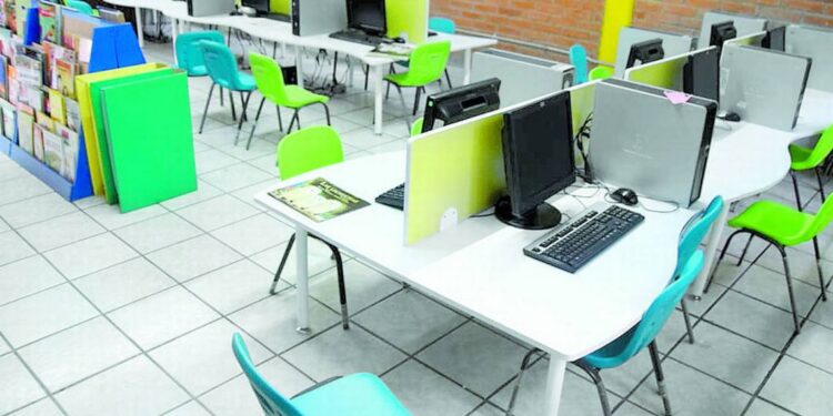 Padres se niegan a reapertura de aulas en Guanajuato