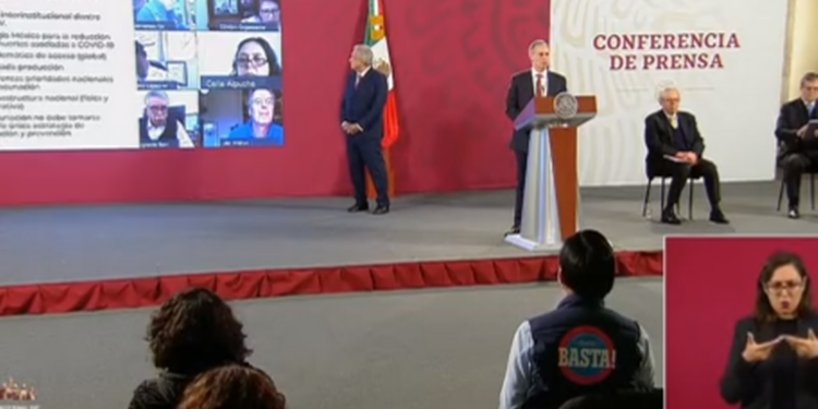 Personal médico y adultos mayores, la prioridad para la vacuna anticovid: AMLO