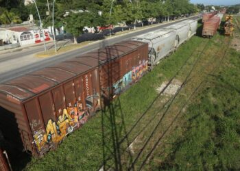 Semarnat aprueba construcción de fase 1 del Tren Maya; condiciona a Fonatur