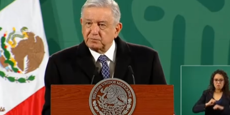 AMLO pide denunciar a quienes se salten la fila por vacuna - Noticias, Deportes, Gossip, Columnas
