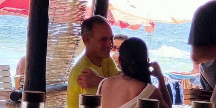 AMLO respalda a López-Gatell y descarta renuncia - Noticias, Deportes, Gossip, Columnas