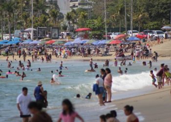 Acapulco regresa a semáforo rojo; cierran bares y limitan ingreso a playas - Noticias, Deportes, Gossip, Columnas