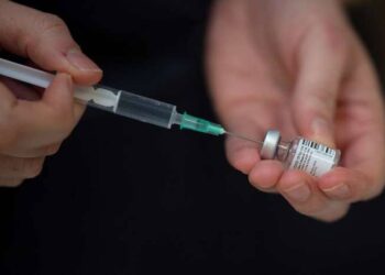 Arranca vacunación anticovid a más de 5 mil médicos de hospitales privados - Noticias, Deportes, Gossip, Columnas