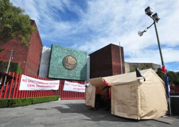 Diputados gastarán 7.9 mdp en blindar acceso a San Lázaro - Noticias, Deportes, Gossip, Columnas