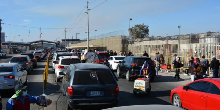 EU retrasa apertura de la frontera con México por décima vez - Noticias, Deportes, Gossip, Columnas