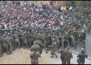 En Guatemala, militares se enfrentan a Caravana Migrante - Noticias, Deportes, Gossip, Columnas