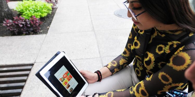 SAT rebasa meta de recaudación en plataformas - Noticias, Deportes, Gossip, Columnas