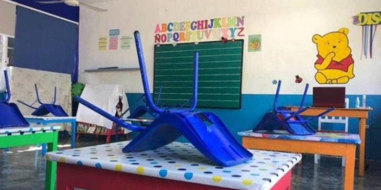 AMLO pide a escuelas privadas esperar vacunas de maestros para reabrir - Noticias, Deportes, Gossip, Columnas