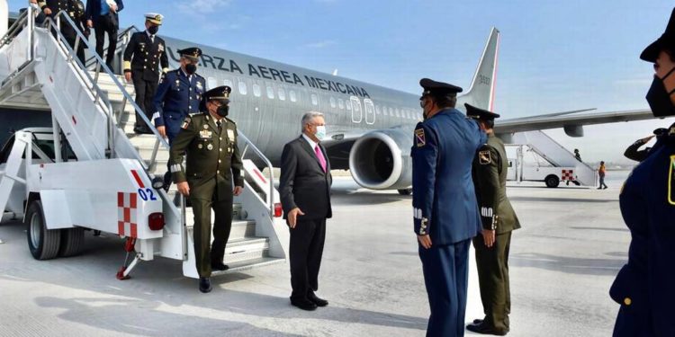 AMLO retrasa aterrizajes en Santa Lucía por inauguración de pista - Noticias, Deportes, Gossip, Columnas