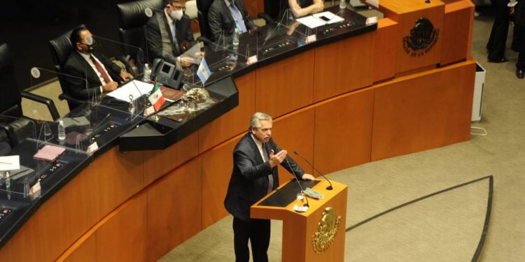 Alzar la voz para cambiar al mundo y escribir otra historia: Alberto Fernández - Noticias, Deportes, Gossip, Columnas