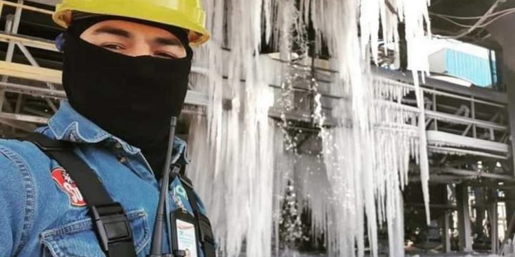 [Fotos] Planta de CFE en Coahuila se congela ante bajas temperaturas - Noticias, Deportes, Gossip, Columnas