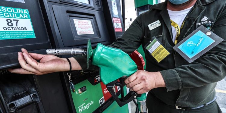 Hacienda eleva a 7% estímulo fiscal a gasolina Magna - Noticias, Deportes, Gossip, Columnas