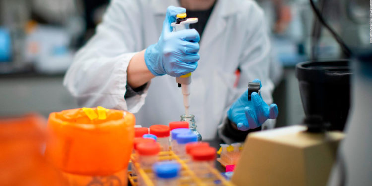 Identifican en México la variante de coronavirus identificada por primera vez en Brasil