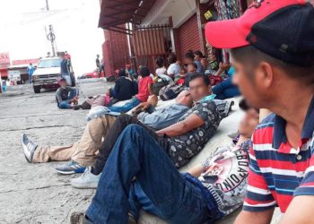 Migrantes cambian caravanas por grupos reducidos para llegar a EU - Noticias, Deportes, Gossip, Columnas