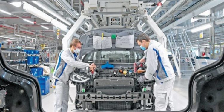 Chips frenan al sector automotor - Noticias, Deportes, Gossip, Columnas