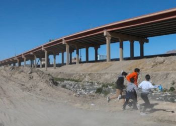 Detectan extorsiones y secuestros de migrantes en la frontera entre México y EU - Noticias, Deportes, Gossip, Columnas
