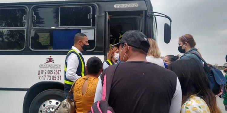 Evacuados regresan a casa mientras avanza control de incendio en la Sierra de Santiago - Noticias, Deportes, Gossip, Columnas