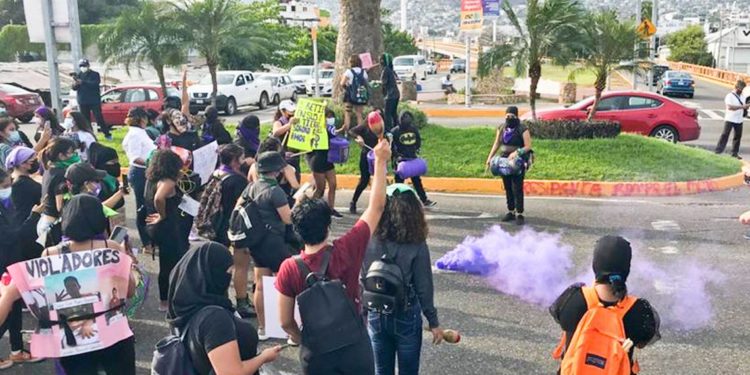 Mujeres en Guerrero marchan con motivo del #8M y en contra de Salgado Macedonio - Noticias, Deportes, Gossip, Columnas