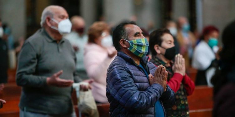No es tiempo de fiestas ni aglomeraciones: Iglesia pide evitar tercera ola de Covid - Noticias, Deportes, Gossip, Columnas