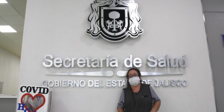 Orgullosa al dar un servicio a quienes se debaten entre la vida y la muerte: Eva Margarita - Noticias, Deportes, Gossip, Columnas