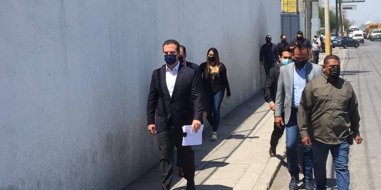 Adrián de la Garza denuncia ante Fiscalía a Samuel García por presunto lavado - El Sol de México