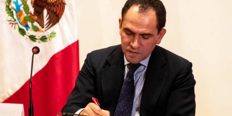 Arturo Herrera defiende pronóstico del PIB - El Sol de México