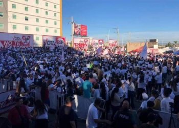 Candidato de RSP se olvida del Covid y realiza evento masivo en Durango - El Sol de México