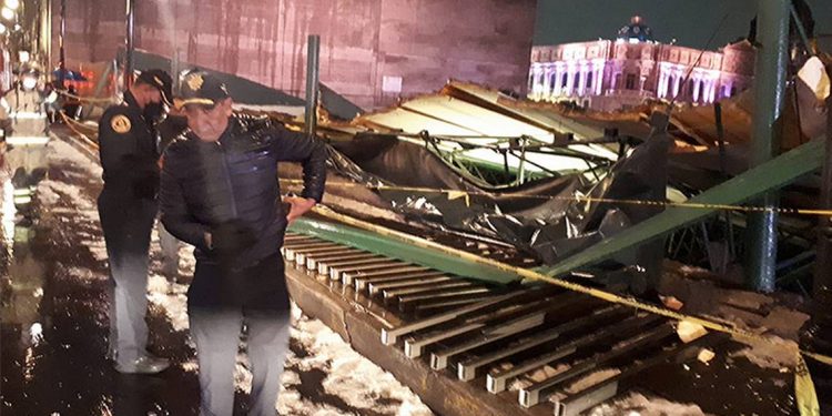 Colapsa estructura metálica sobre Templo Mayor tras fuerte tormenta - El Sol de México