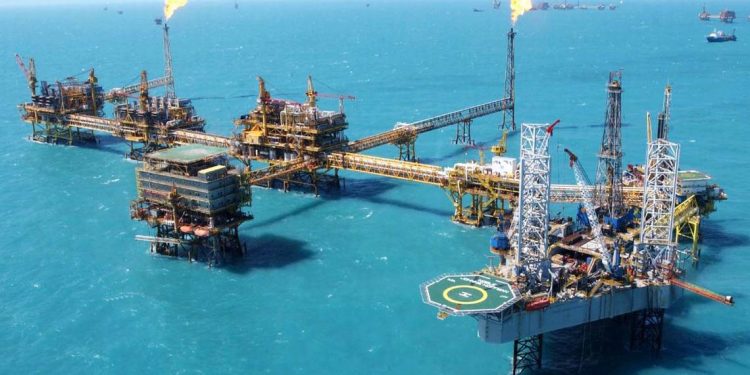 Contratos petroleros lograrán inversiones por 49 mil mdd hacia 2035: CNH - El Sol de México