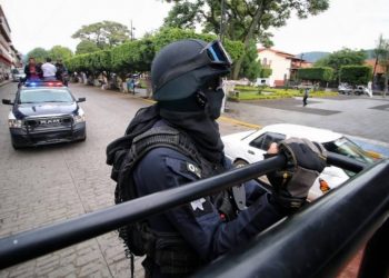 Cuidan 200 policías a seis candidatos a gobernador en Michoacán - El Sol de México