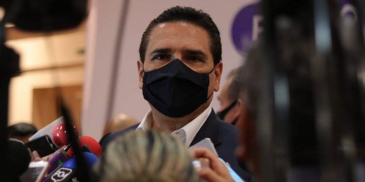 Denuncian a Silvano Aureoles por abuso de autoridad - El Sol de México