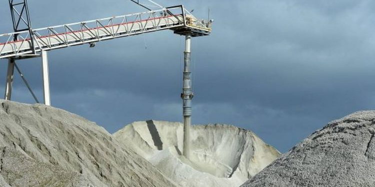 Empresas extranjeras tienen 31 concesiones para yacimientos de litio - El Sol de México