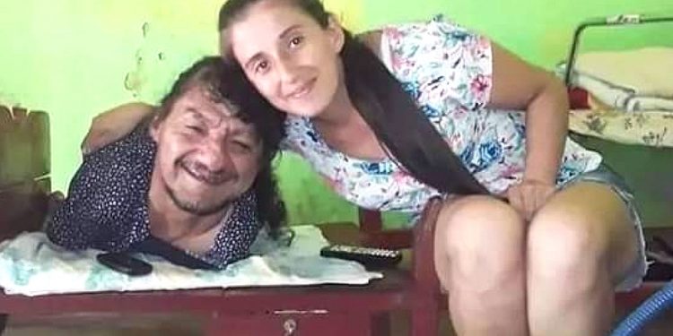 padre sin Brazos ni piernas