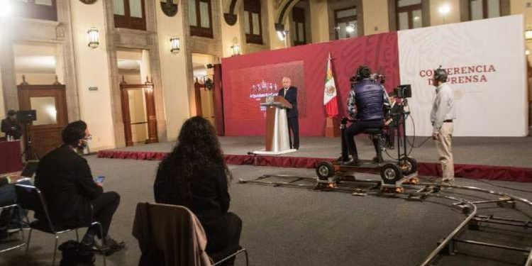 Más de 160 ONG’s, medios y periodistas condenan acusaciones de AMLO contra Artículo 19