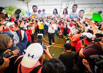 PRI recicla oferta electoral de dar computadoras y tabletas - El Sol de México