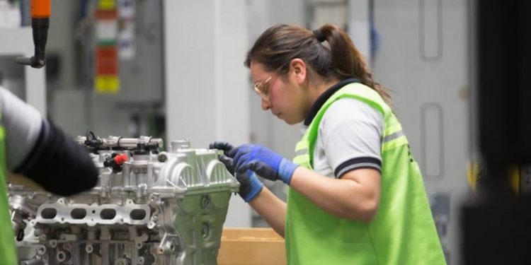 Producción de autos cae 12% en el primer trimestre - El Sol de México